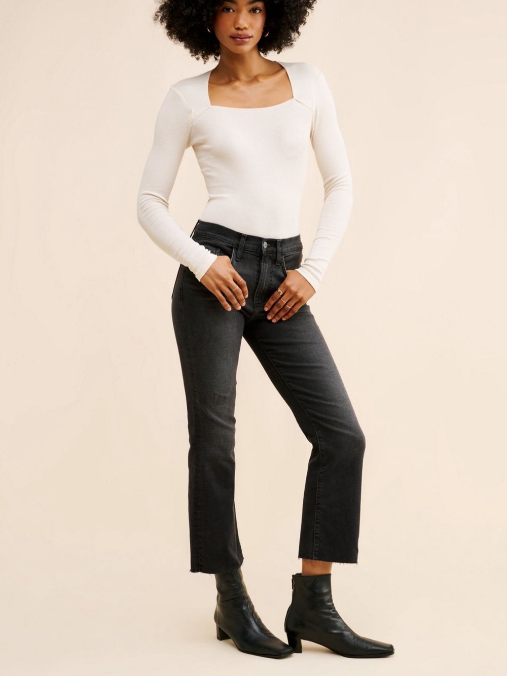 Joe's Jeans High-Rise Cropped Kick Flare Women’s Jeans in Washed Black